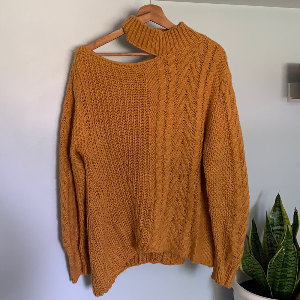 NWOT Peach Love CA Mustard Sweater